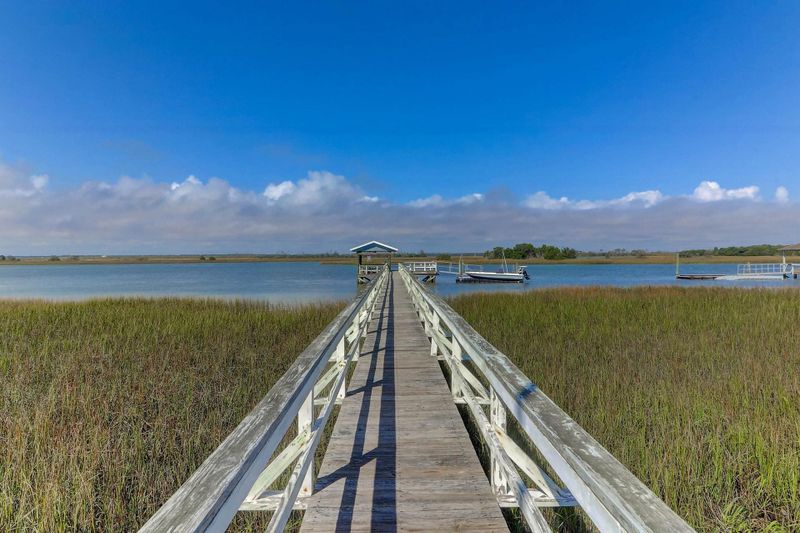 301 Palm Blvd, Isle Of Palms, SC 29451