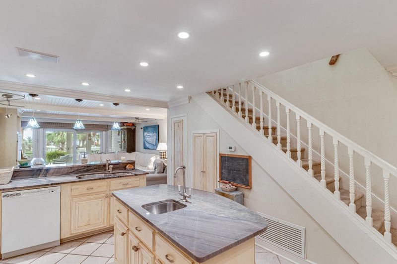 51 Beach Club Villas, Isle Of Palms, SC 29451