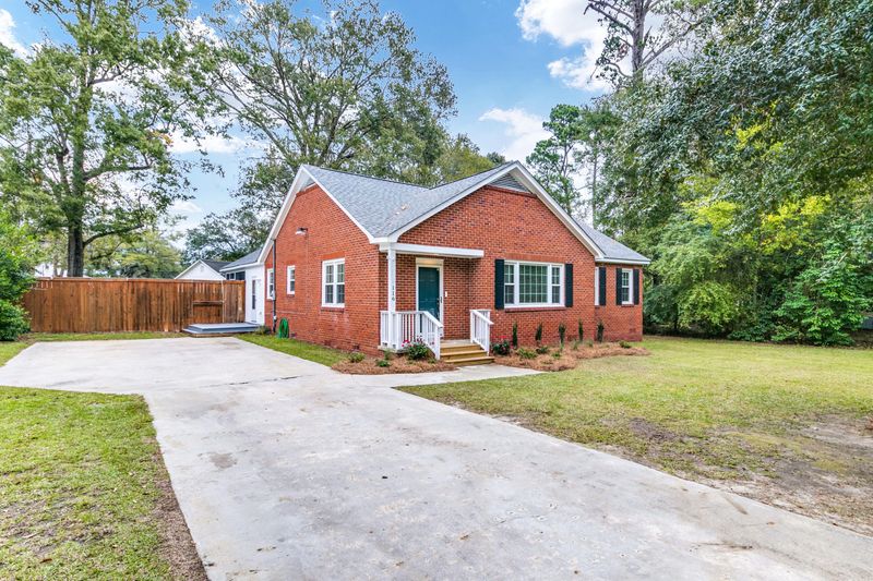 116 Church St, Moncks Corner, SC 29461