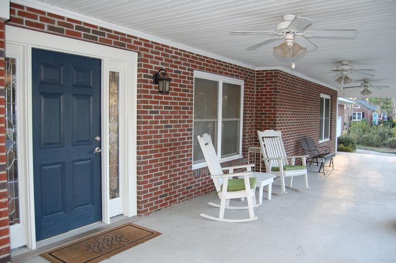 421 Shannon Dr, Mount Pleasant, SC 29464