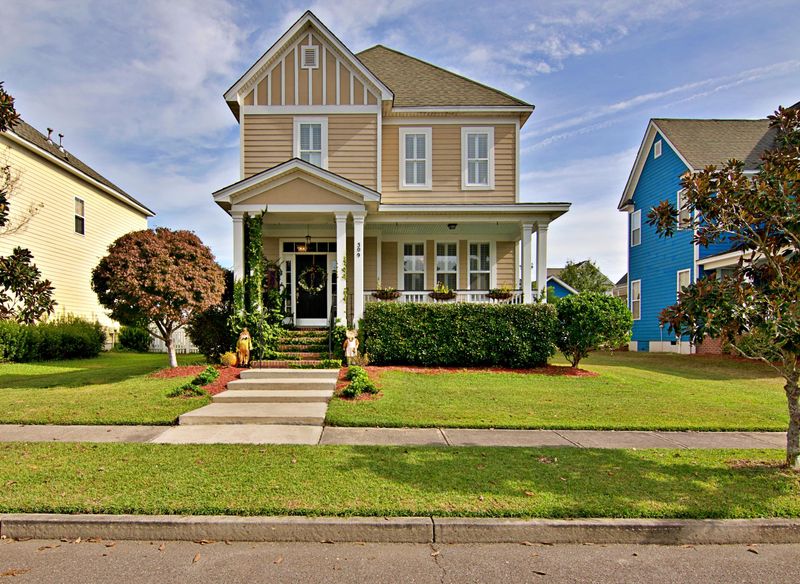 309 Hydrangea St, Summerville, SC 29483