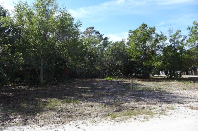 2302 Myrtle St, Edisto Beach, SC 29438