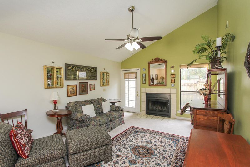 931 E Estates Blvd #C, Charleston, SC 29414