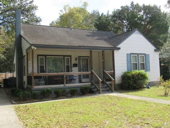 1203 Stratford Rd, Hanahan, SC 29410