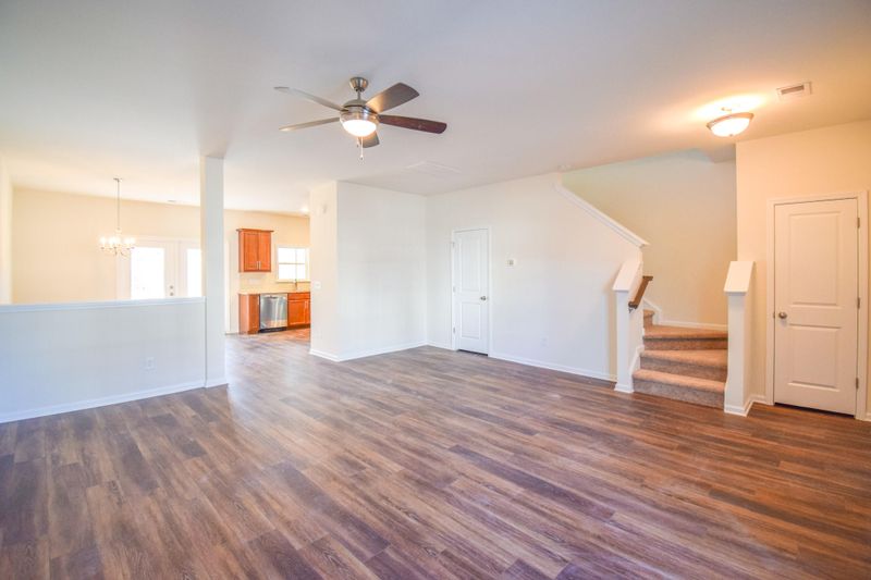 407 Viceroy Ln, Goose Creek, SC 29445