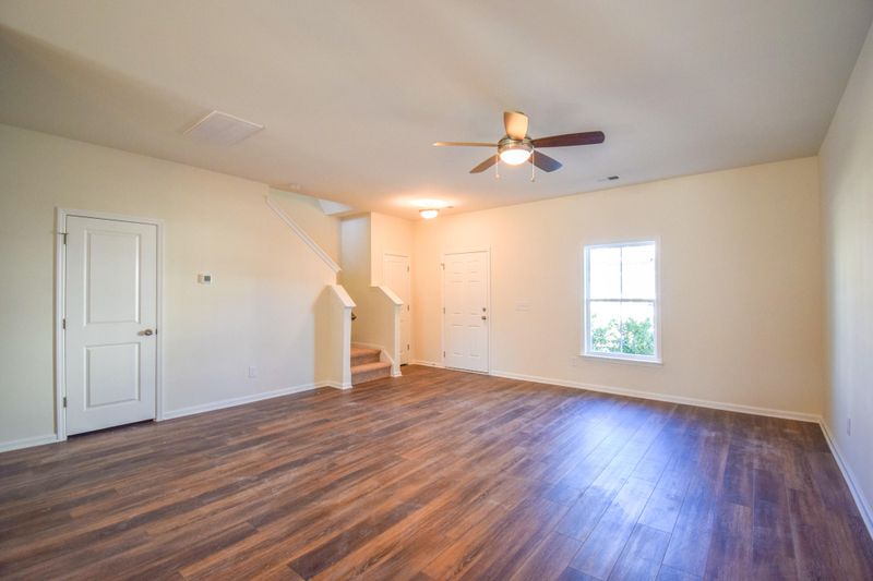 407 Viceroy Ln, Goose Creek, SC 29445