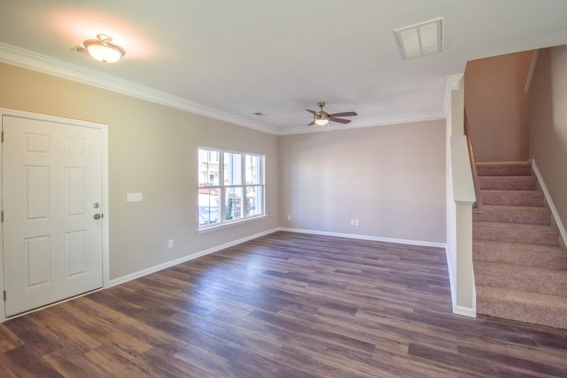 411 Viceroy Ln, Goose Creek, SC 29445