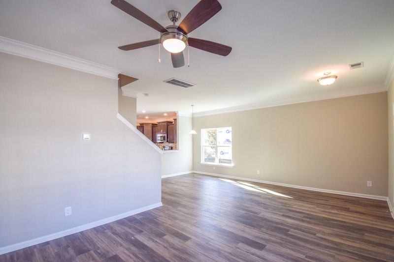 411 Viceroy Ln, Goose Creek, SC 29445