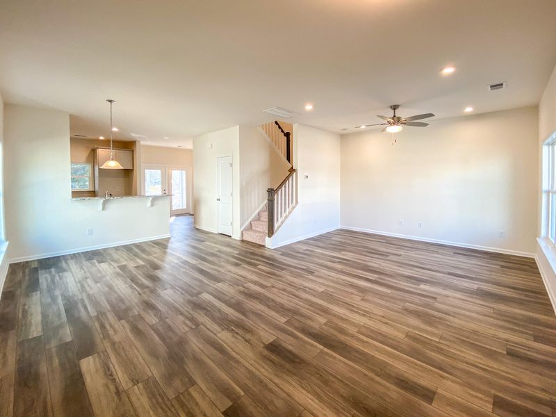 435 Viceroy Ln, Goose Creek, SC 29445