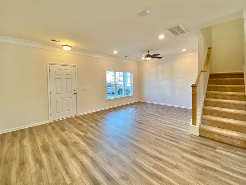 419 Viceroy Ln, Goose Creek, SC 29445