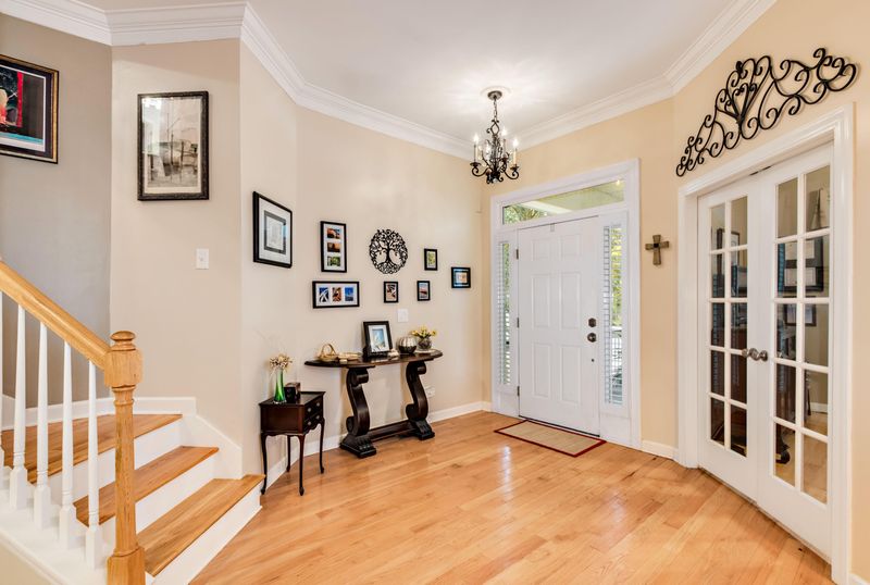 921 Etiwan Park St, Charleston, SC 29492