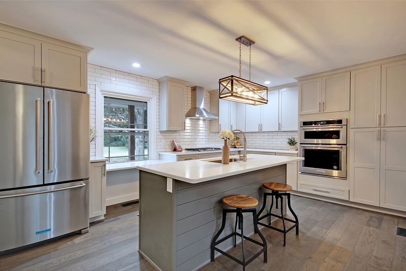 778 Condon Dr, Charleston, SC 29412