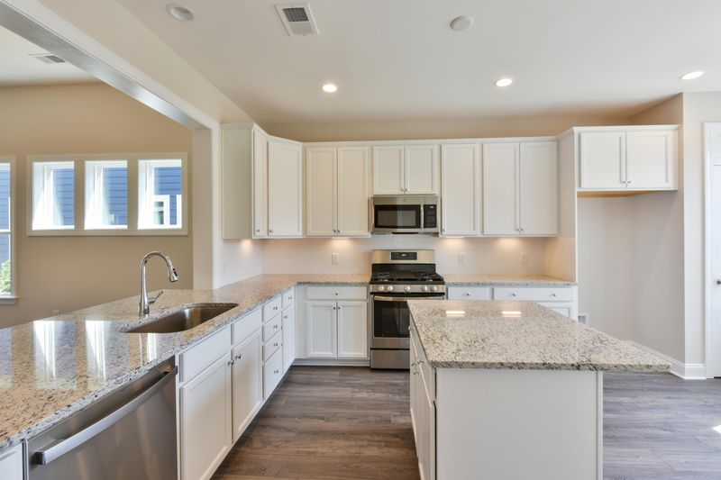 3028 Aura Ln, Summerville, SC 29483