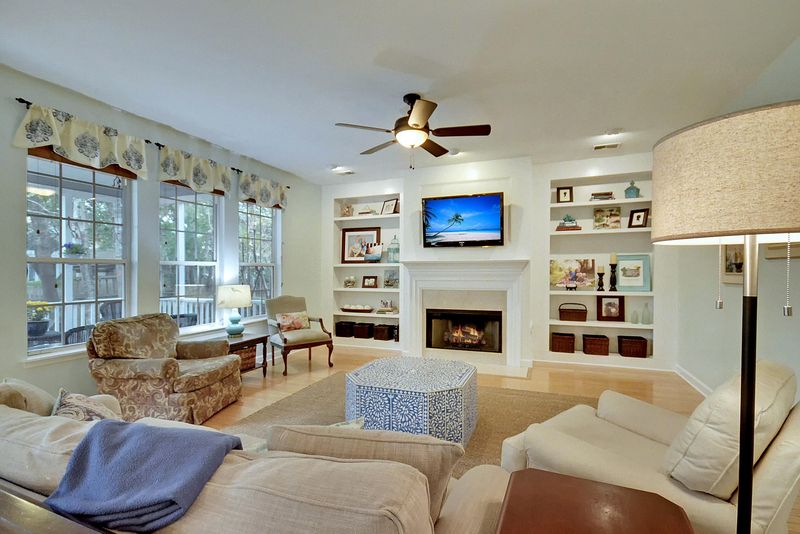 1087 Black Rush Cir, Mount Pleasant, SC 29466