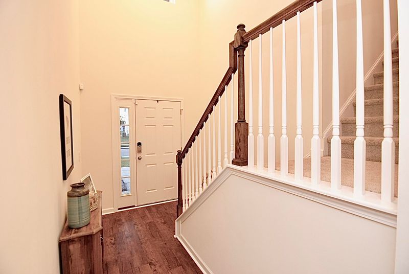 636 Redbud Ln, Summerville, SC 29486