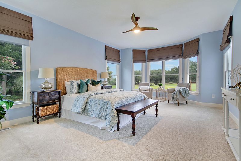 5046 Victory Ct, Mount Pleasant, SC 29466