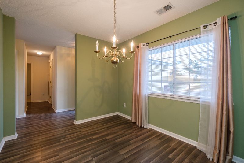 7842 Long Shadow Ln, North Charleston, SC 29406