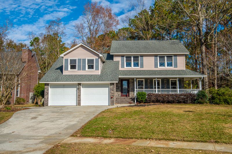 162 Winding Rock Rd, Goose Creek, SC 29445