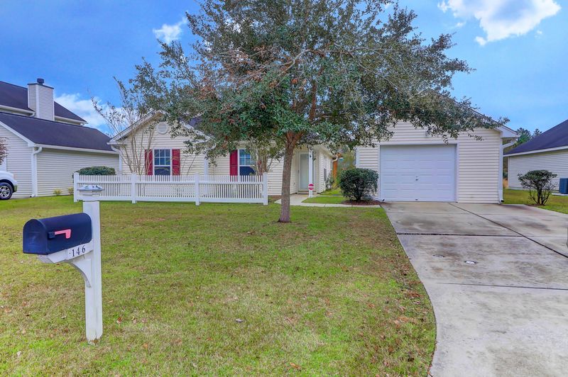 146 Moon Dance Ln, Summerville, SC 29483