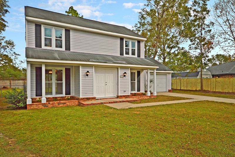 103 Chestnut Ct, Summerville, SC 29486