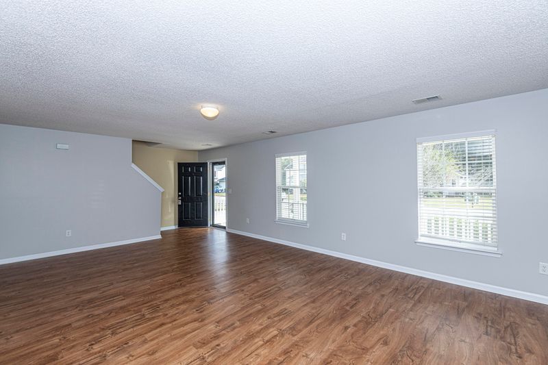 209 Trickle Dr, Summerville, SC 29483