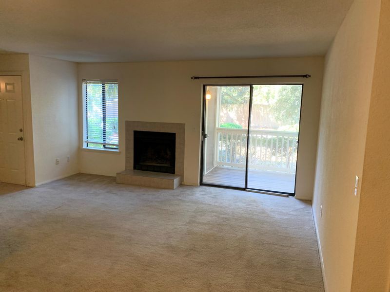 1481 Center St #1205, Mount Pleasant, SC 29464