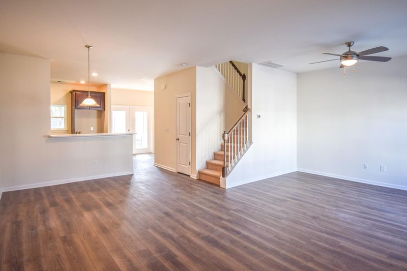 405 Viceroy Ln, Goose Creek, SC 29445