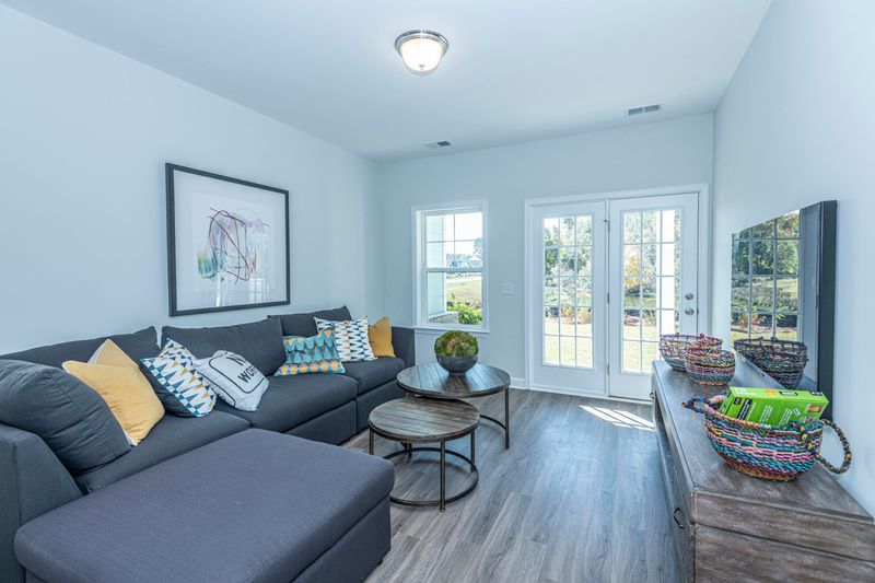 1547 Moss Spring Rd, Mount Pleasant, SC 29466