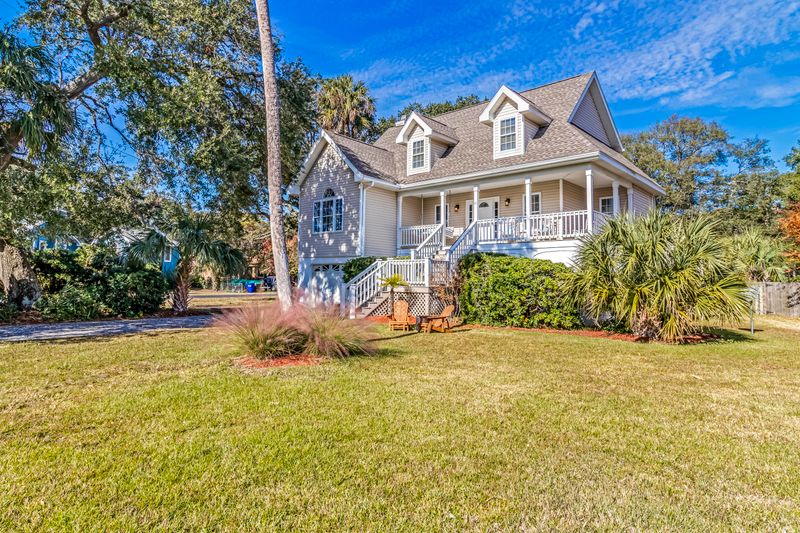 11 Allie Ct, Isle Of Palms, SC 29451