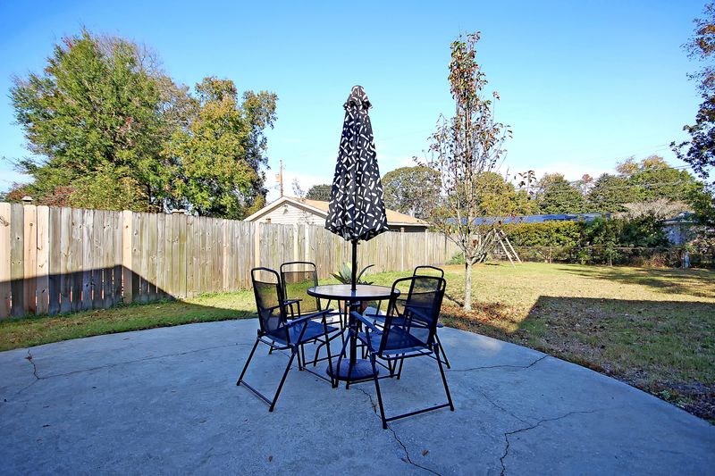 5206 Dorchester Rd, North Charleston, SC 29418