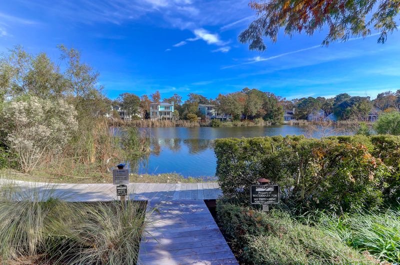 1712 Paradise Lake Dr, Mount Pleasant, SC 29464