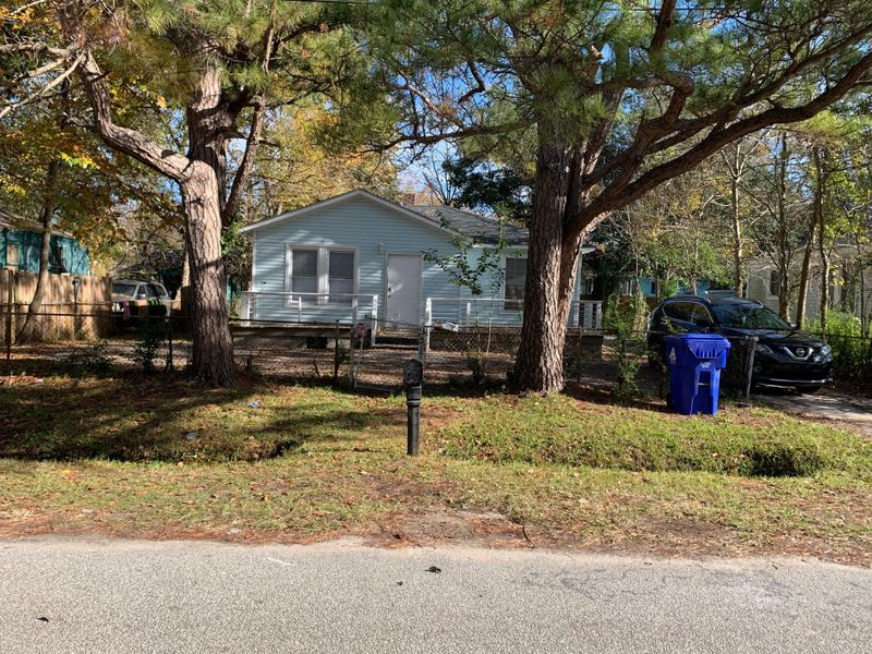 2732 Saratoga Rd, North Charleston, SC 29405