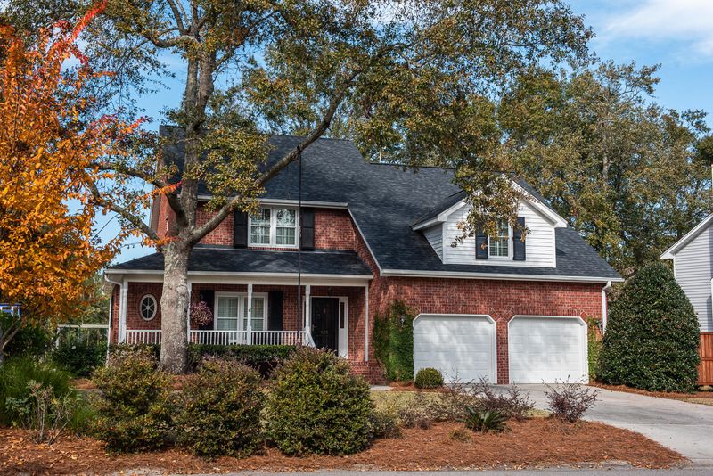 625 Hobcaw Bluff Dr, Mount Pleasant, SC 29464