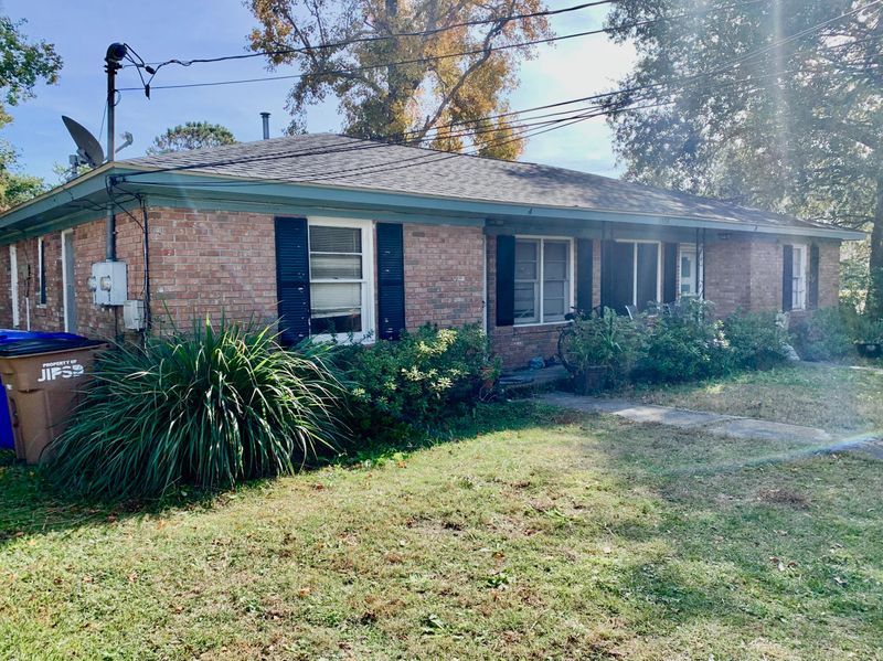 1559 Brookbank Ave, Charleston, SC 29412