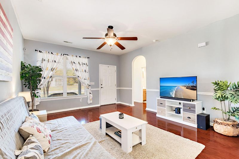 298 Killarney Trl, Moncks Corner, SC 29461