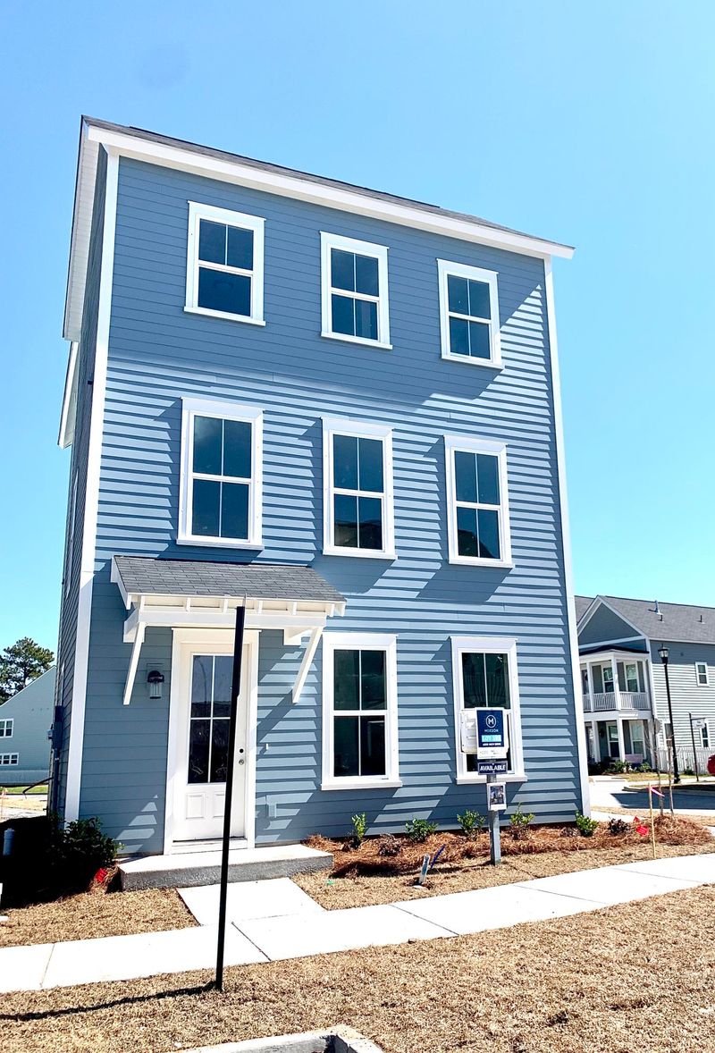 1666 Indy Dr, North Charleston, SC 29405