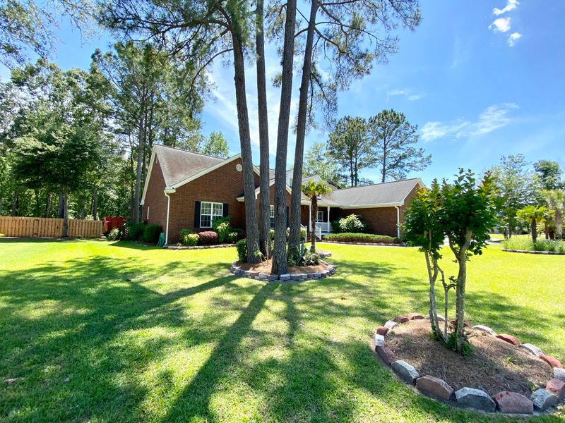 710 Hamlet Cir, Goose Creek, SC 29445