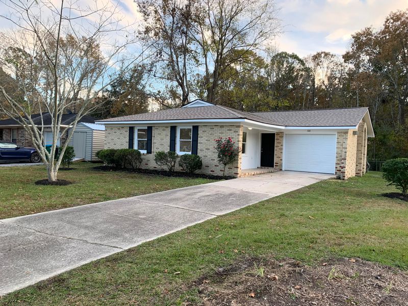 100 Miley Ave, Summerville, SC 29485