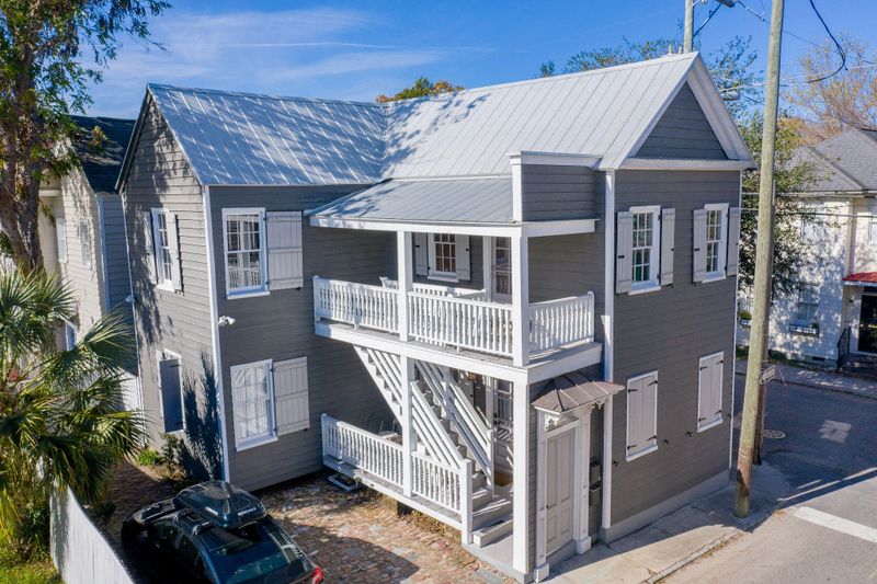 29 Sires St #B, Charleston, SC 29403