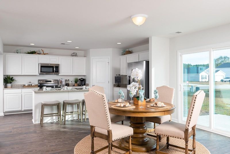 260 Hyrne Dr, Goose Creek, SC 29445
