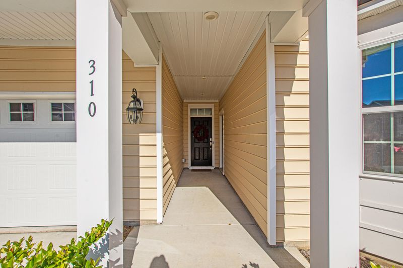 310 Sunny Springs Trl, Moncks Corner, SC 29461