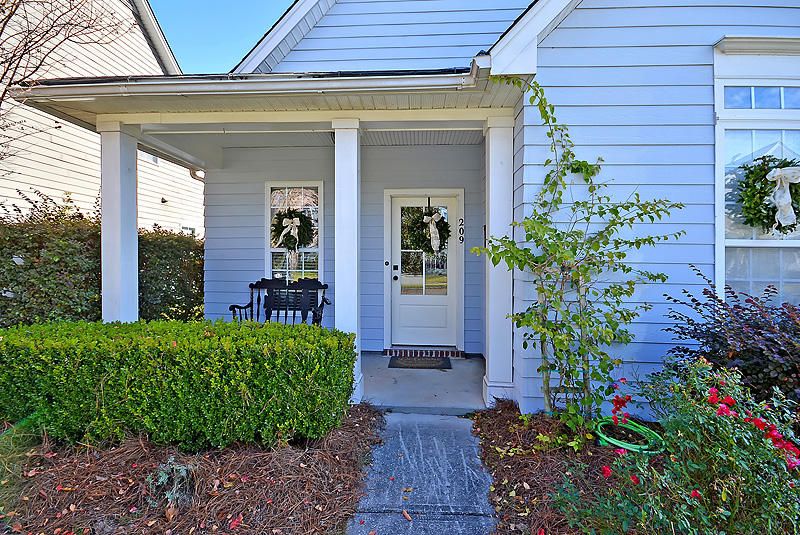 209 Dandelion St, Summerville, SC 29483
