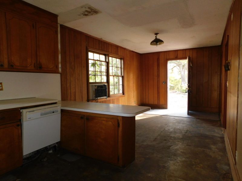 6966 Parkers Ferry Rd, Adams Run, SC 29426