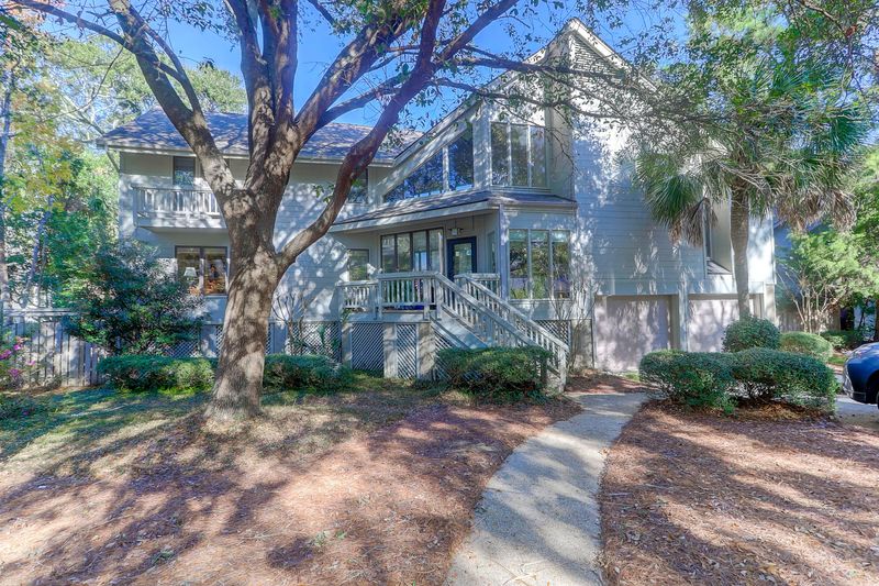 22 Fairway Oaks Ln, Isle Of Palms, SC 29451