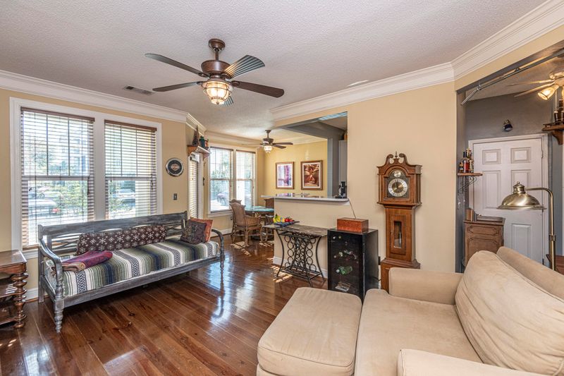 2112 Chatelain Way, Mount Pleasant, SC 29464