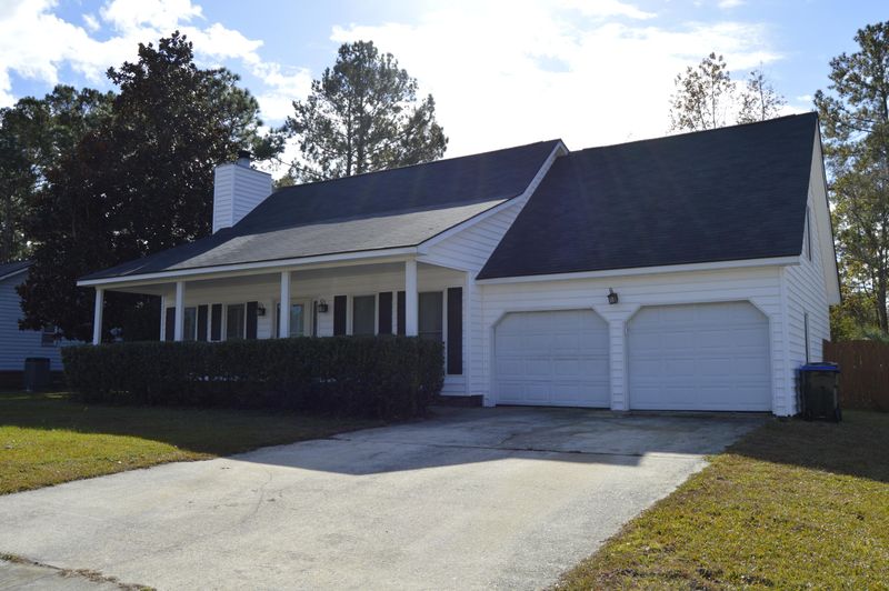 200 Eastover Cir, Summerville, SC 29483
