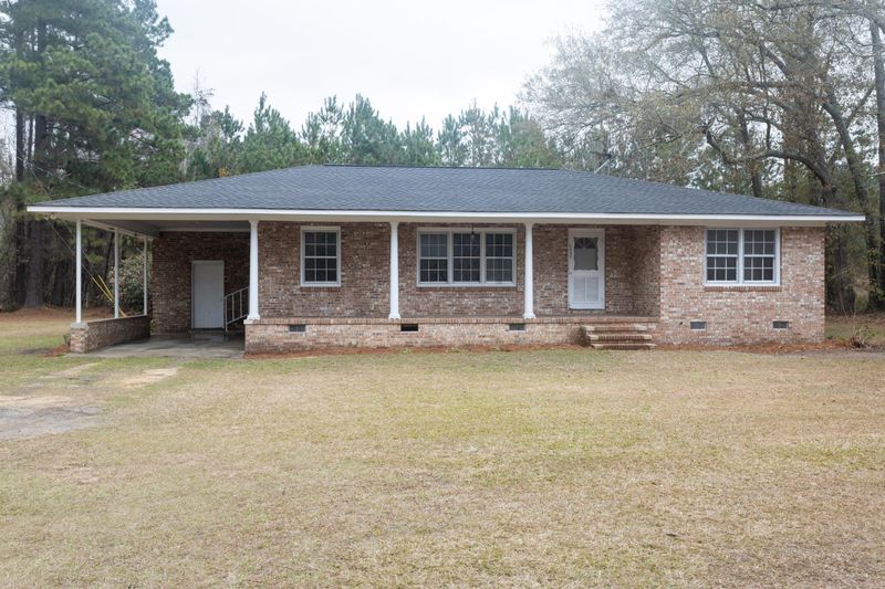 6432 Badham Dr, Reevesville, SC 29471