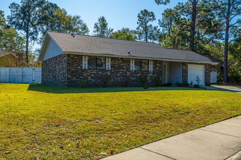 317 Woodward Blvd, Summerville, SC 29483
