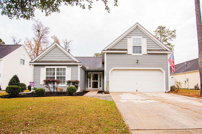 4896 Oak Leaf Rd, Summerville, SC 29485
