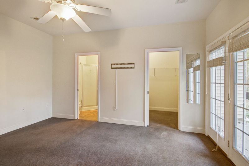 4545 Great Oak Dr, North Charleston, SC 29418